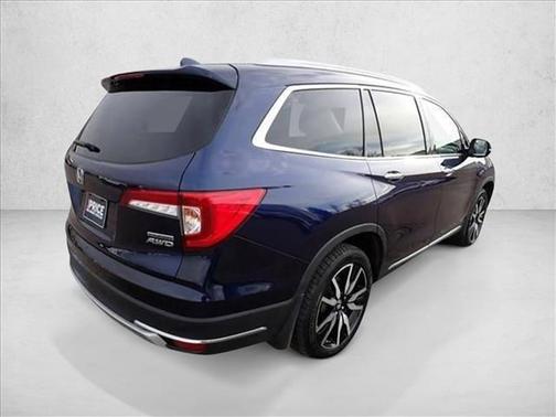 2022 Honda Pilot Touring 8-Passenger