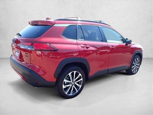 2022 Toyota Corolla Cross XLE