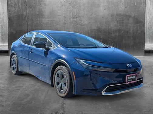 2024 Toyota Prius Prime SE