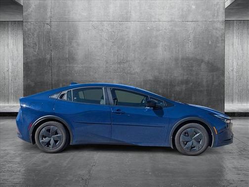 2024 Toyota Prius Prime SE