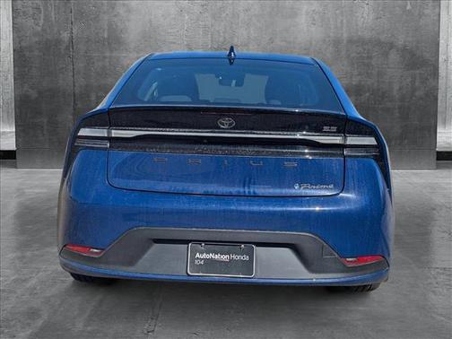 2024 Toyota Prius Prime SE