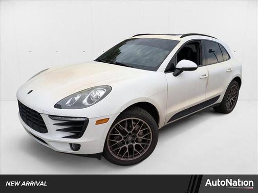 2016 Porsche Macan S