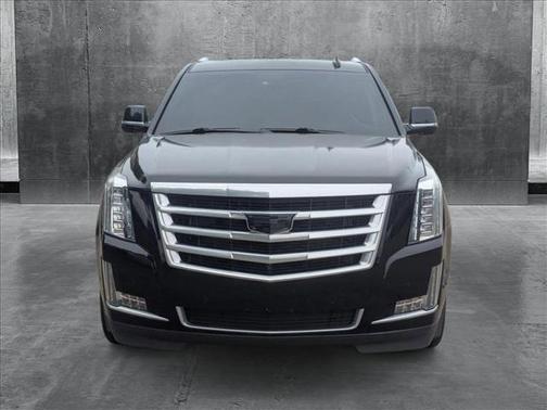 2018 Cadillac Escalade Luxury