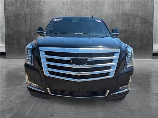 2018 Cadillac Escalade Luxury