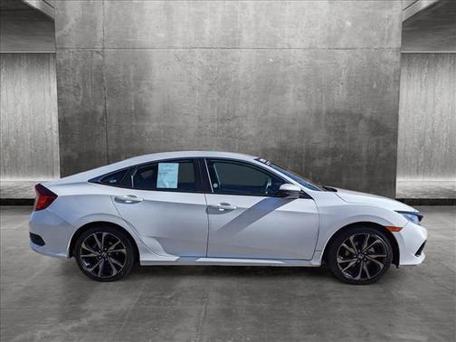 Photo 5 of 24 of 2020 Honda Civic Sport