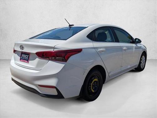 Frost White Pearl 2022 Hyundai Accent SEL