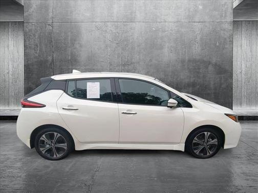 2022 Nissan Leaf SL PLUS 62 kWh