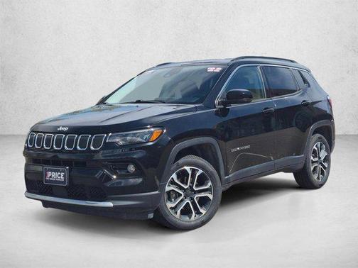 Diamond Black Crystal Pearlcoat 2022 Jeep Compass Limited