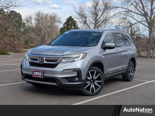Lunar Silver Metallic 2021 Honda Pilot Touring 8-Passenger
