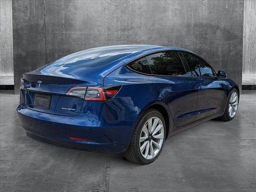 2022 Tesla Model 3 Long Range