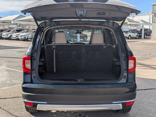 2019 Honda Pilot Touring 8-Passenger
