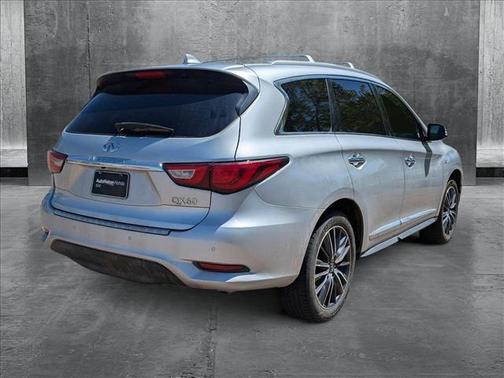 2017 INFINITI QX60 Base