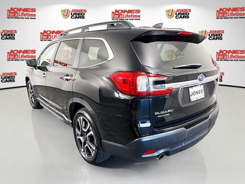 Crystal Black Silica 2024 Subaru Ascent Touring 7-Passenger