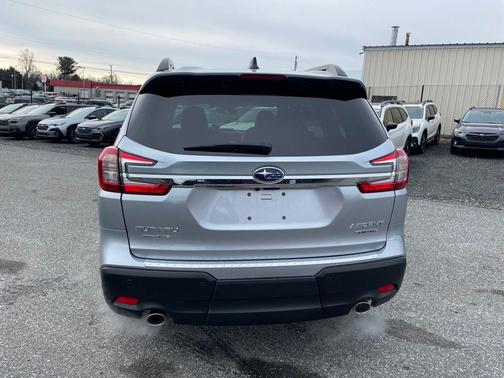Silver Metallic 2026 Subaru Ascent Limited 7-Passenger