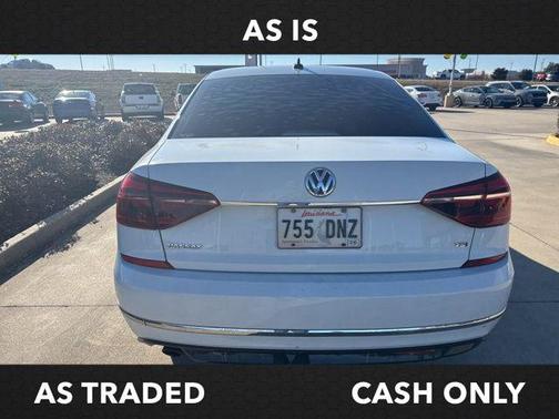 2017 Volkswagen Passat 1.8T R-Line w/Comfort