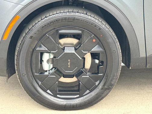 2026 Kia Sportage Plug-In Hybrid X-Line