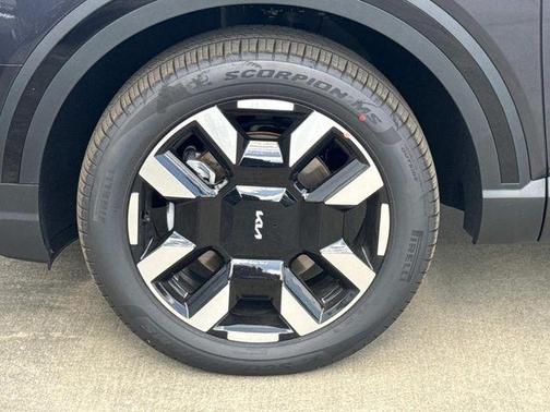 Panthera Metal 2027 Kia Telluride S