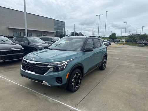 Blue 2026 Kia Seltos S