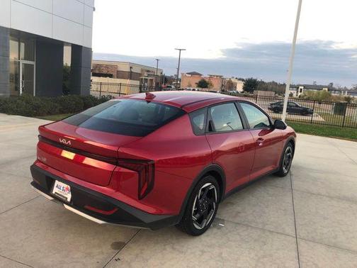2025 Kia K4 EX