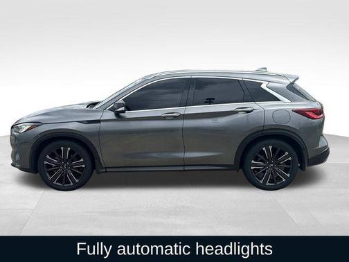 2022 INFINITI QX50 LUXE