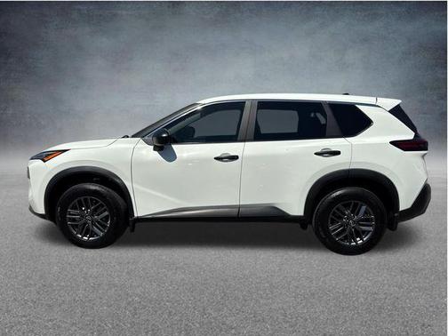 Glacier White 2023 Nissan Rogue S