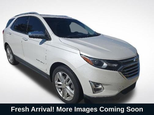 Iridescent Pearl Tricoat 2019 Chevrolet Equinox Premier w/2LZ