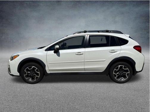 Crystal White Pearl 2017 Subaru Crosstrek 2.0i Limited