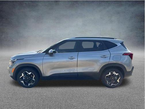 Steel Gray 2024 Kia Seltos EX