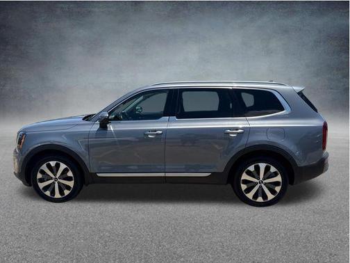 Everlasting Silver 2021 Kia Telluride S