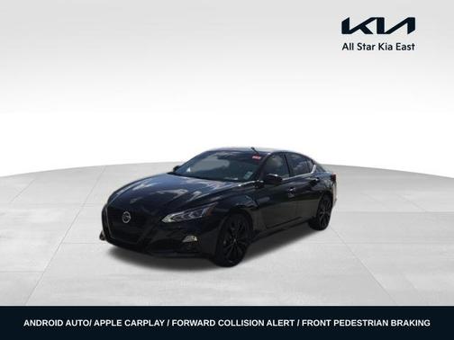 2022 Nissan Altima SR Intelligent AWD