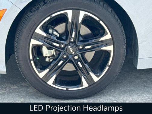 Wolf Gray 2024 Kia K5 GT-Line