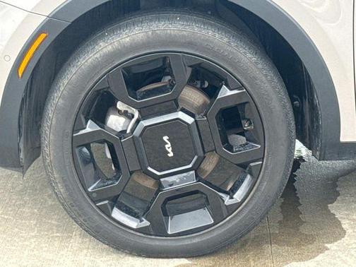 Road Rider Brown 2024 Kia Sorento SX