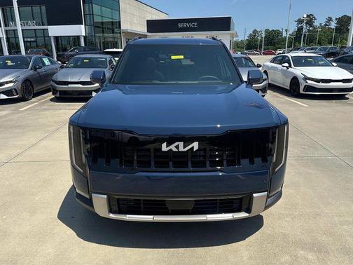 Midnight 2027 Kia Telluride Hybrid EX