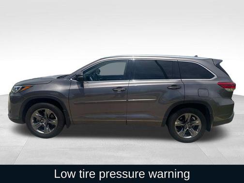 Predawn Gray Mica 2018 Toyota Highlander Limited Platinum