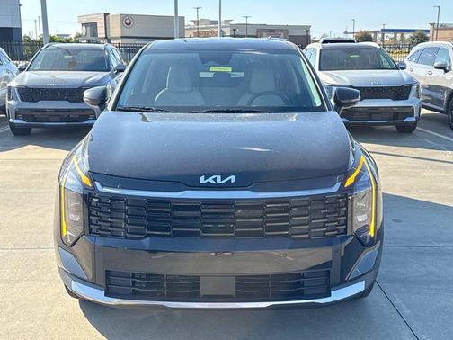 Ebony Black 2026 Kia Sportage EX
