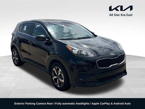 Black Cherry 2022 Kia Sportage LX