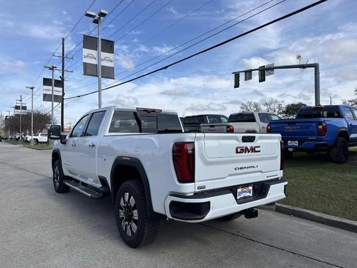 2026 GMC Sierra 2500 Denali