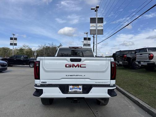 2026 GMC Sierra 2500 Denali