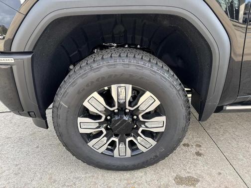 2026 GMC Sierra 3500 Denali