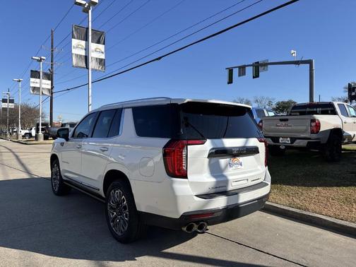 2023 GMC Yukon Denali Ultimate