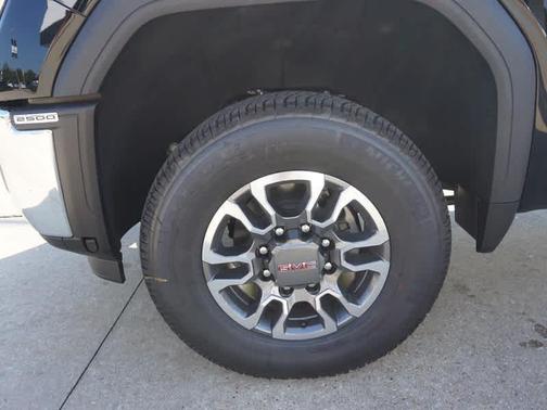 2025 GMC Sierra 2500 SLE