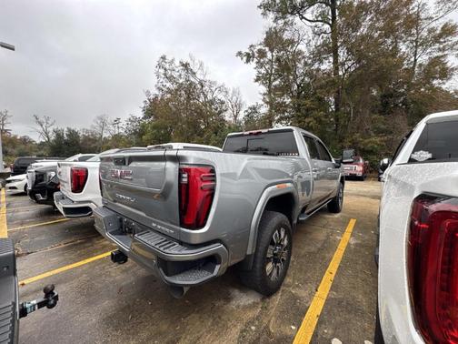2025 GMC Sierra 3500 Denali