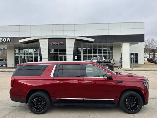 2023 GMC Yukon XL SLT