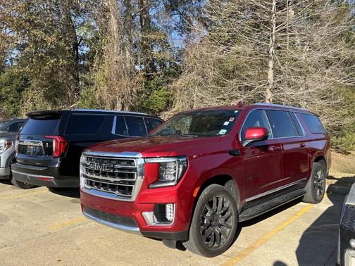 2023 GMC Yukon XL SLT