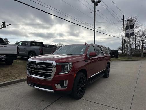 2023 GMC Yukon XL SLT