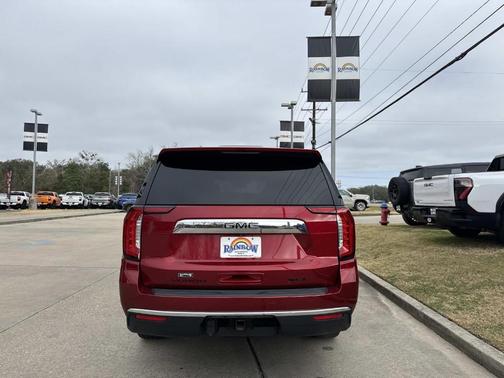 2023 GMC Yukon XL SLT