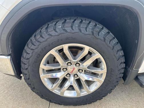 2022 GMC Sierra 1500 Limited SLT