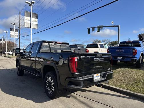 2025 GMC Sierra 2500 Denali Ultimate