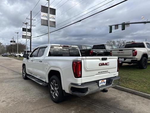 2022 GMC Sierra 1500 SLT