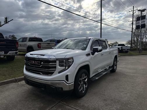 2022 GMC Sierra 1500 SLT